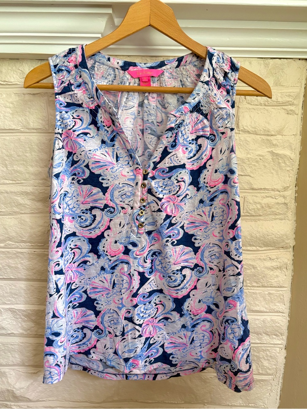 Lily Pulitzer Essie Tank Top Pretty Paisley V-Neck Navy, Pink, & White Sz Medium